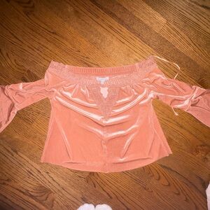 Off-Shoulder Lace Trim Velvet Top in Peach